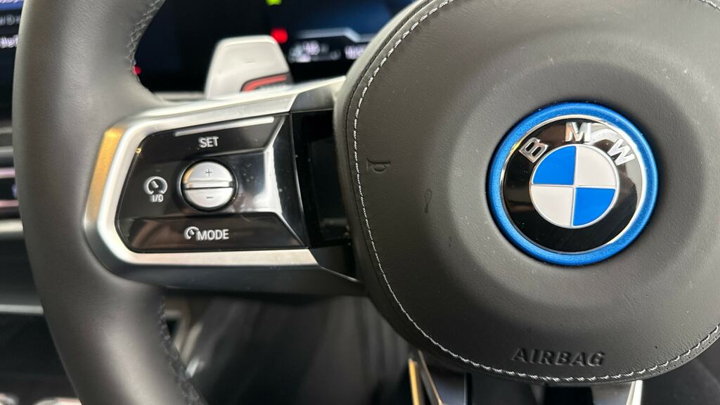 BMW 7 Series 730D Mht M Sport White #17