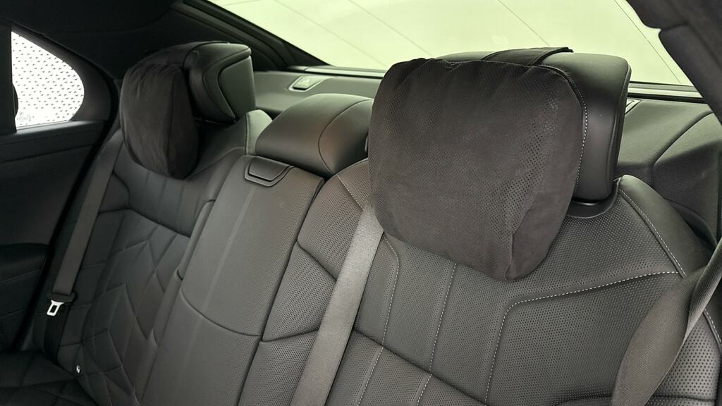 BMW 7 Series 730D Mht M Sport White #12