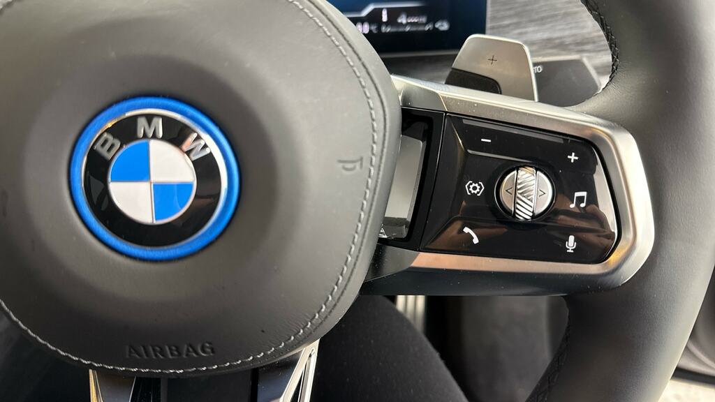 BMW 7 Series 730D Mht M Sport White #18
