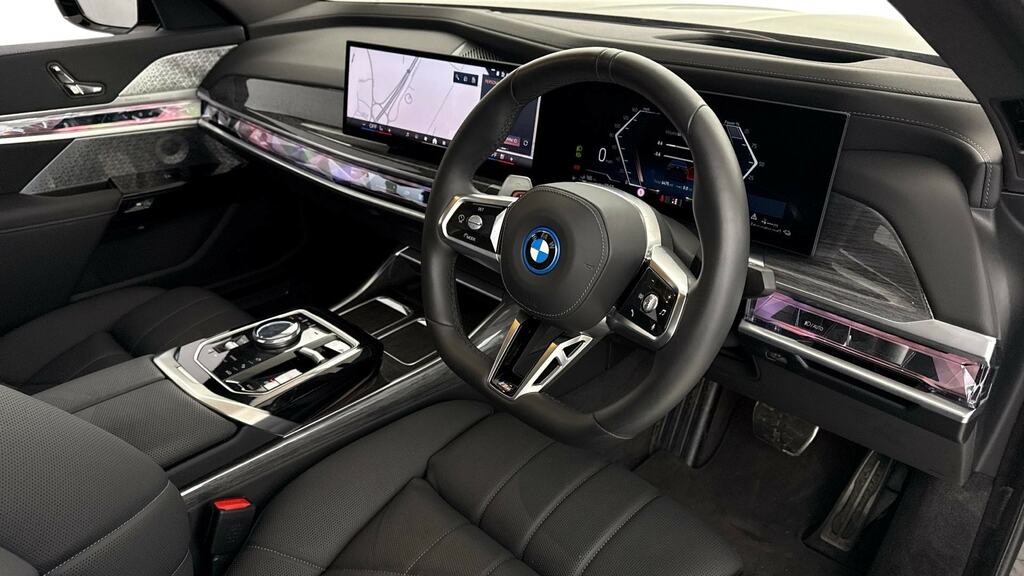 BMW 7 Series 750E Xdrive M Sport Black #6