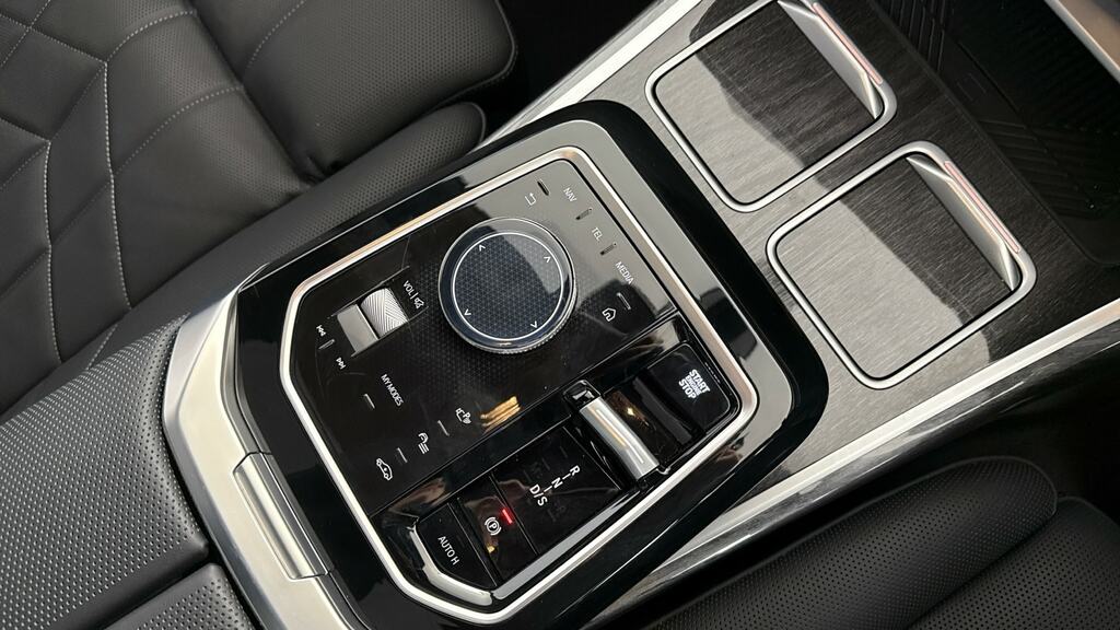 BMW 7 Series 730D Mht M Sport White #10