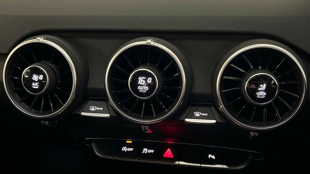 Audi TT RS Tt Rs Tfsi Quattro Vorsprung S Tronic Black #13