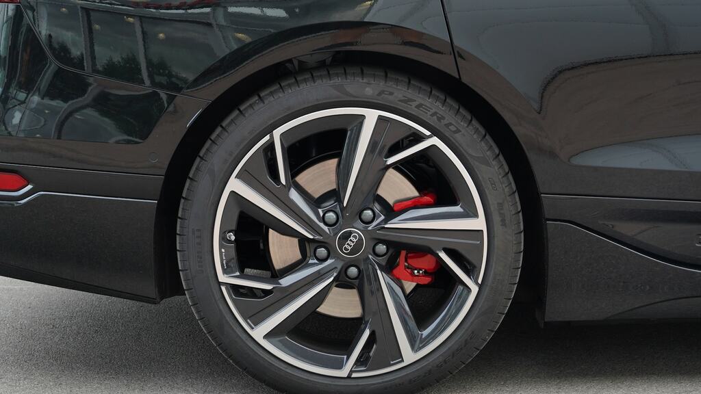 Audi A6 E-tron Avant 370Kw S6 Qtro 100Kwh Black Edition Tech Black #5