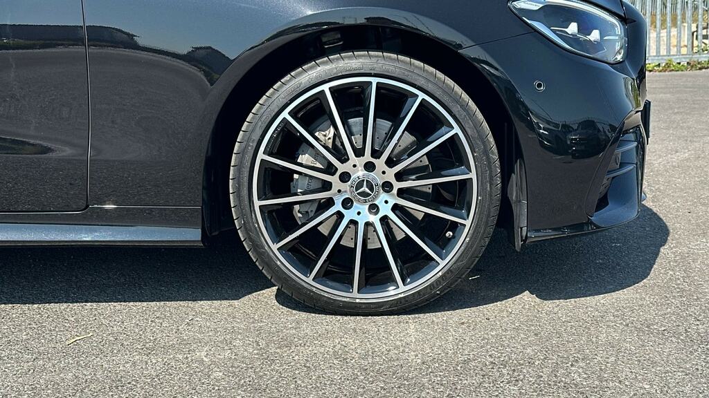 Mercedes-Benz E Class E300d 4Matic Amg Line Night Ed Pre 9G-tronic Black #5