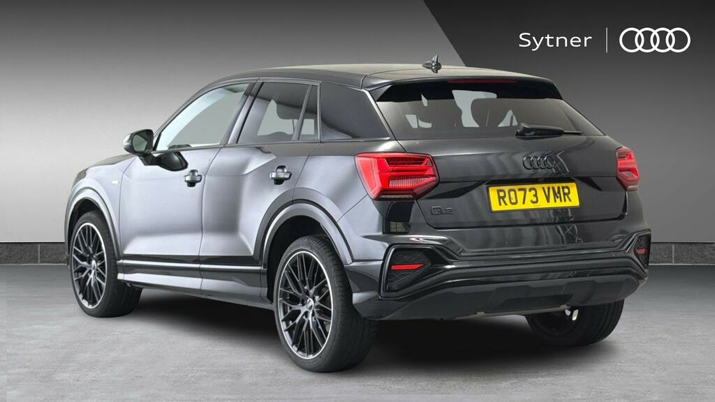 Audi Q2 35 Tfsi Black Edition Tech Black #3