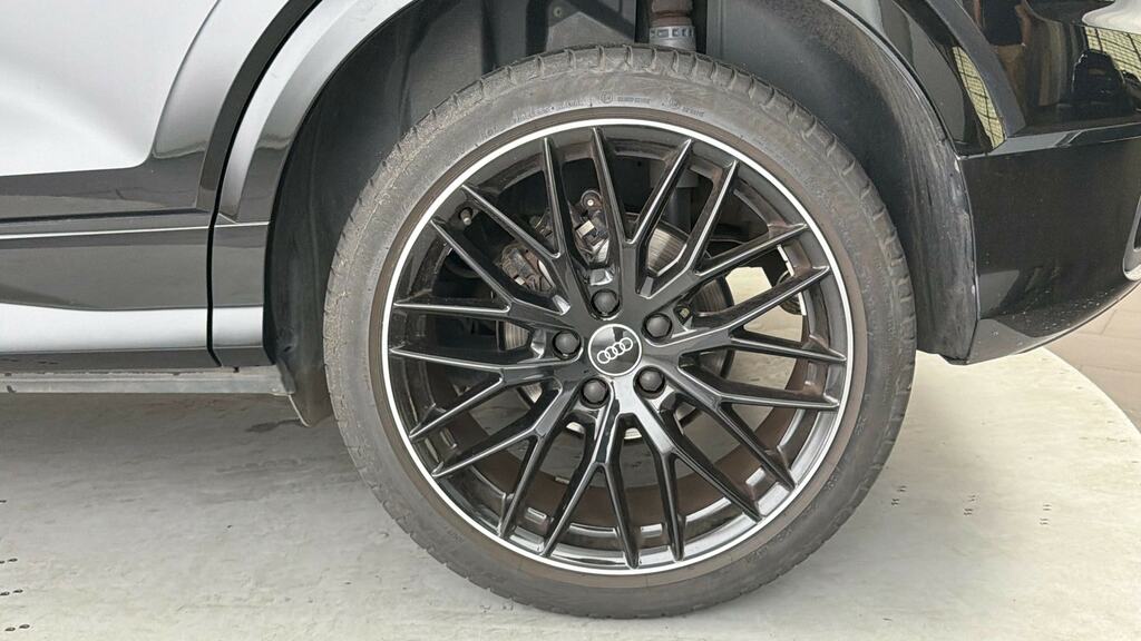 Audi Q2 35 Tfsi Black Edition Tech Black #5
