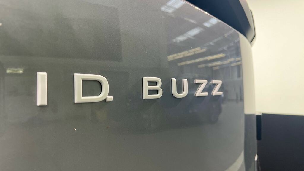 Volkswagen ID.Buzz 250Kw Commerce Plus 79Kwh 4Motion Black #25