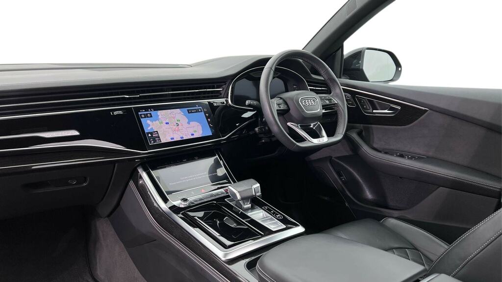 Audi Q8 Black Edition 50 E-tron Quattro 250,00 Kw Black #3