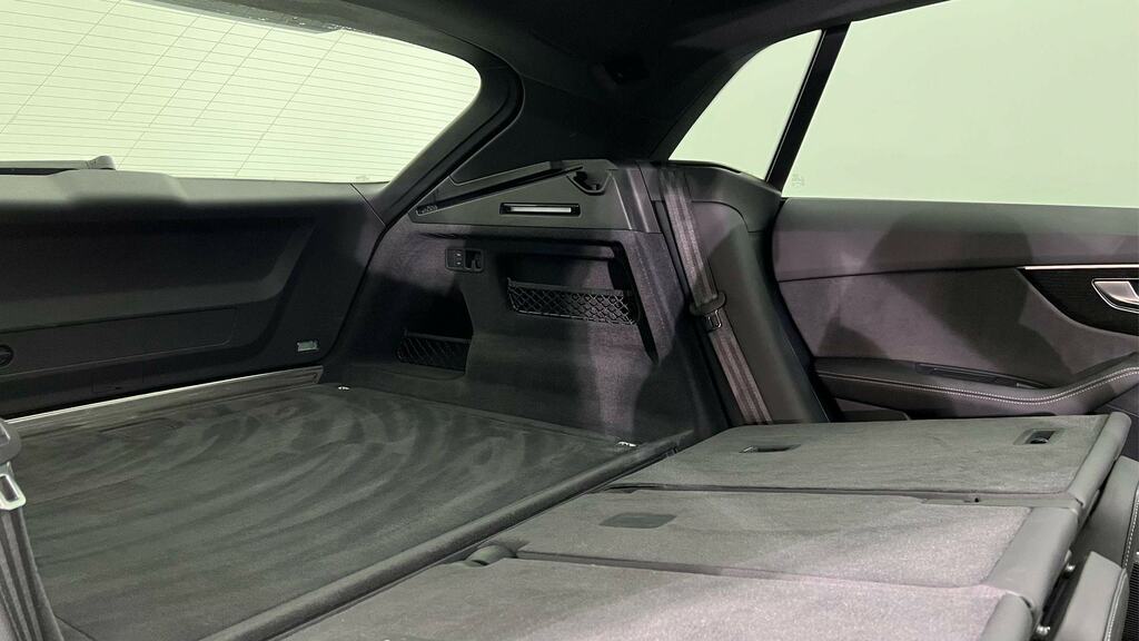 Audi Q8 Black Edition 50 E-tron Quattro 250,00 Kw Black #24