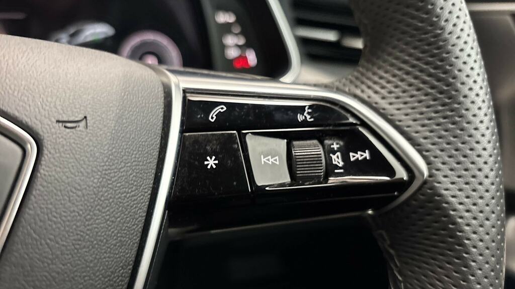 Audi A6 Avant 2L Sport Black #18
