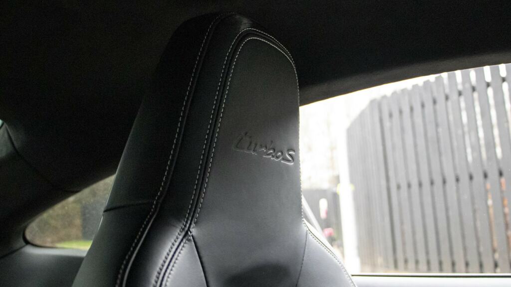Porsche 911 Carrera 4S S-a 2023 Black #15