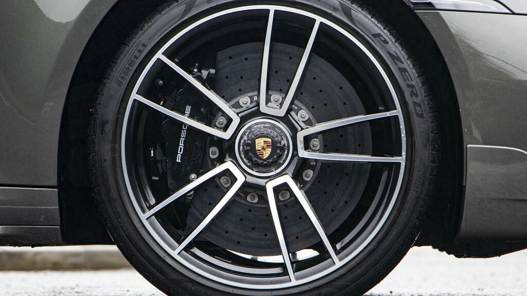 Porsche 911 Carrera 4S S-a 2023 Black #9