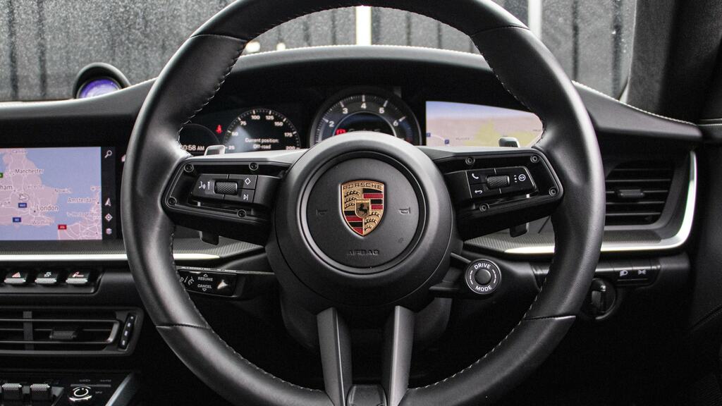 Porsche 911 Carrera 4S S-a 2023 Black #17