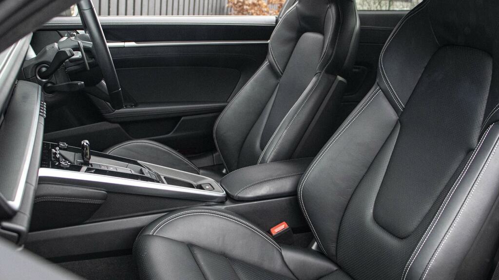 Porsche 911 Carrera 4S S-a 2023 Black #14