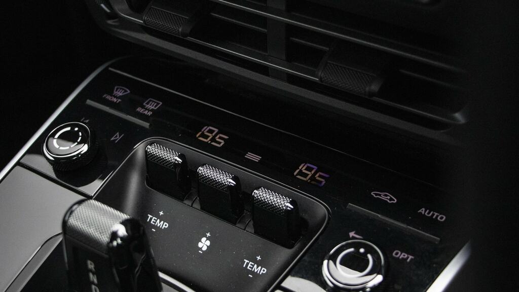 Porsche 911 Carrera 4S S-a 2023 Black #34