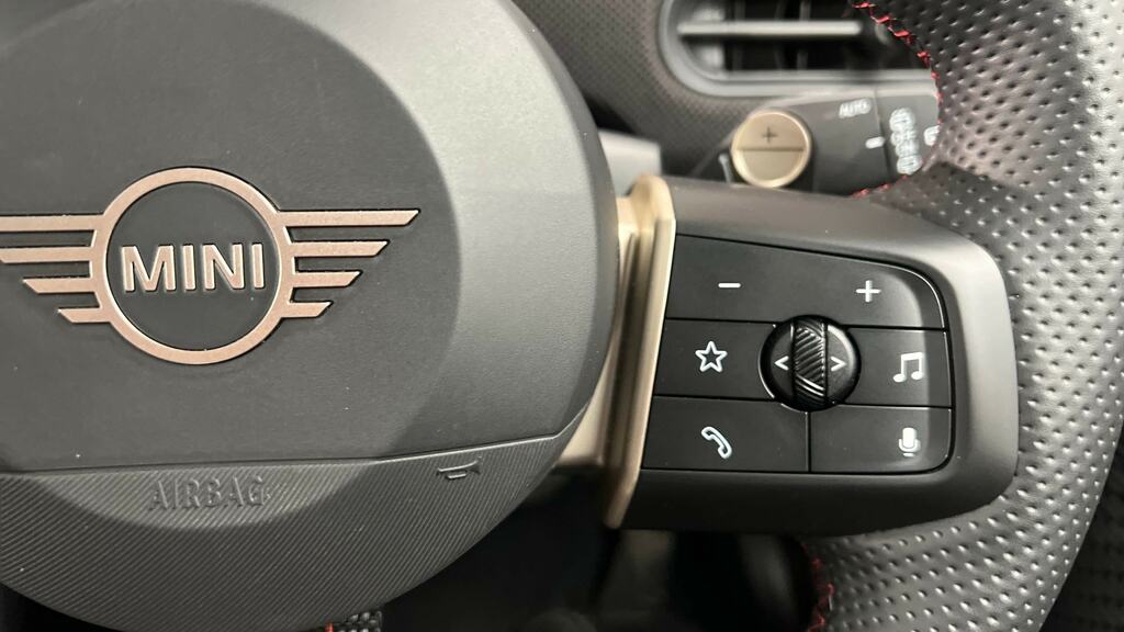 Mini Hatch 160Kw Se Exclusive Level 3 54Kwh 2024 Blue #18