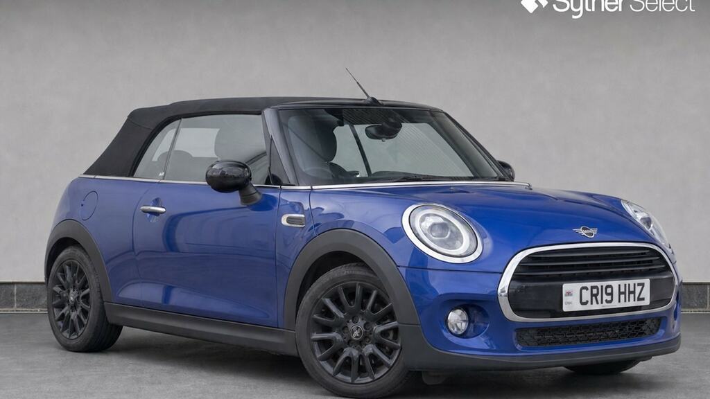Mini Convertible 1.5 Cooper Classic II Blue
