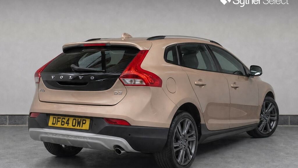 Volvo V40 Cross Country D3 Cross Country Lux Nav Geartronic Brown #4