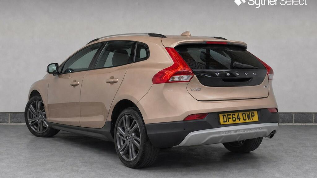 Volvo V40 Cross Country D3 Cross Country Lux Nav Geartronic Brown #3