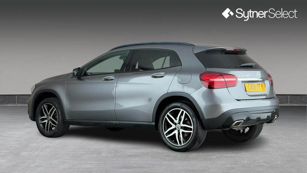 Mercedes-Benz GLA Class Gla 180 Urban Edition Grey #2