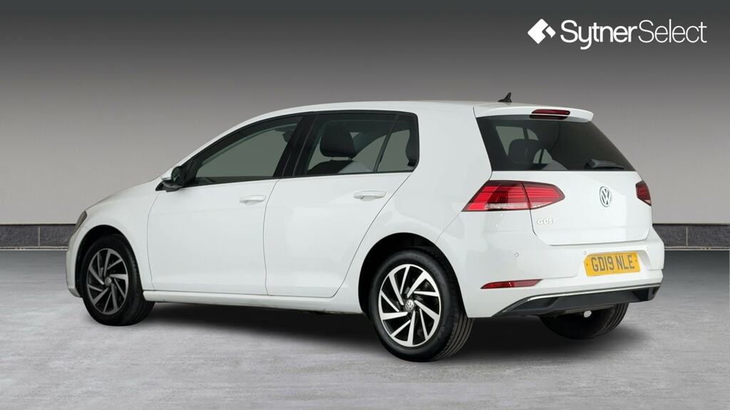 Volkswagen Golf 1.6 Tdi Match Dsg White #2