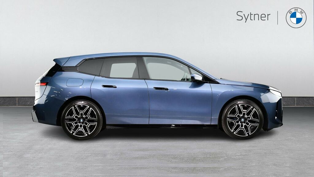 BMW iX 400Kw Xdrive60 M Sport 112Kwh Blue #3