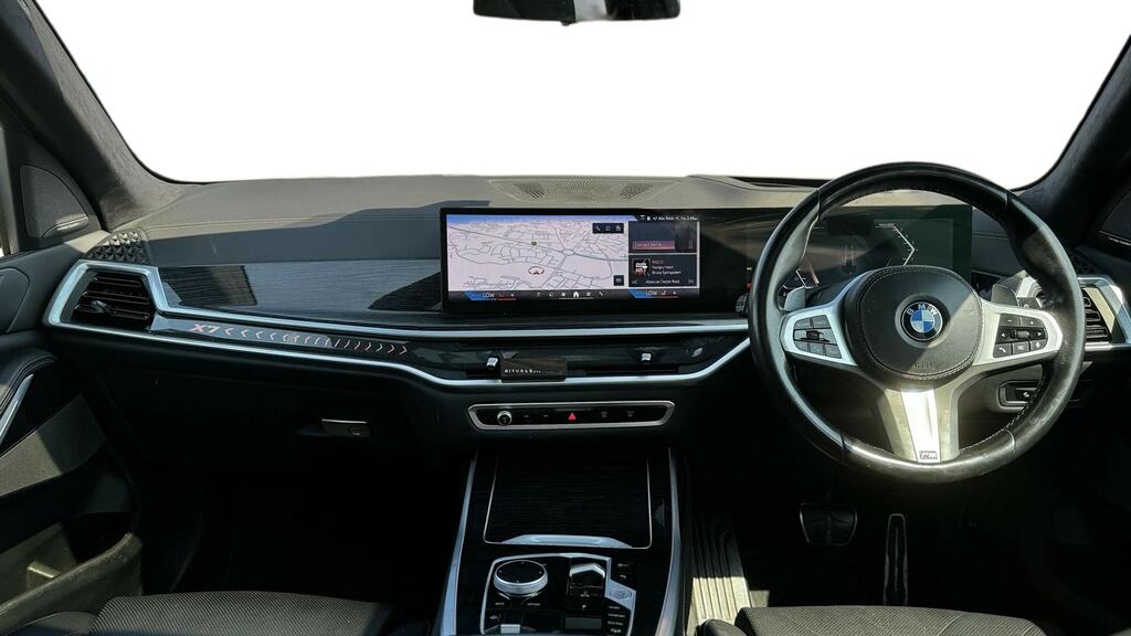 BMW X7 Xdrive40i Mht M Sport Step Black #3
