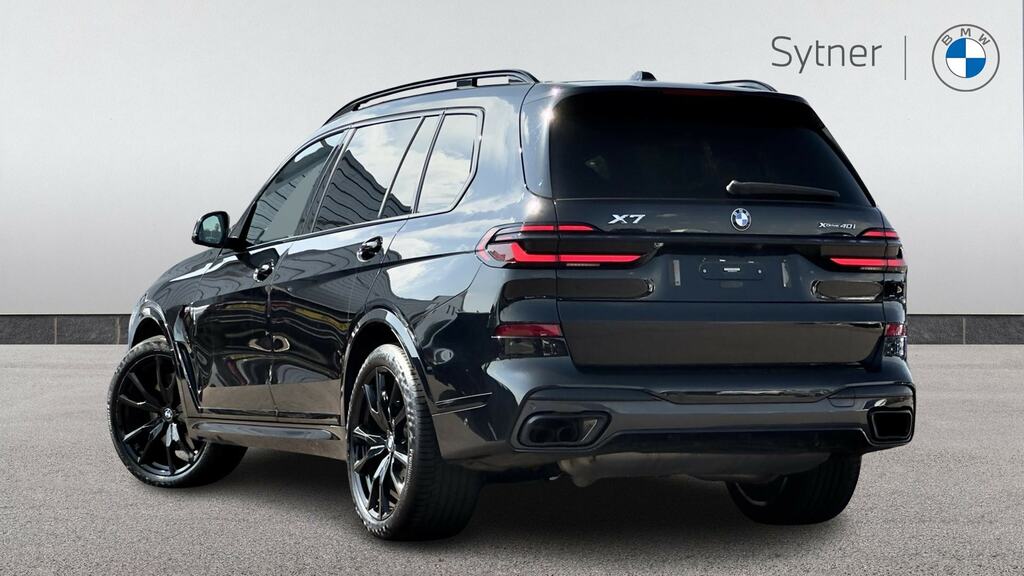 BMW X7 Xdrive40i Mht M Sport Step Black #2