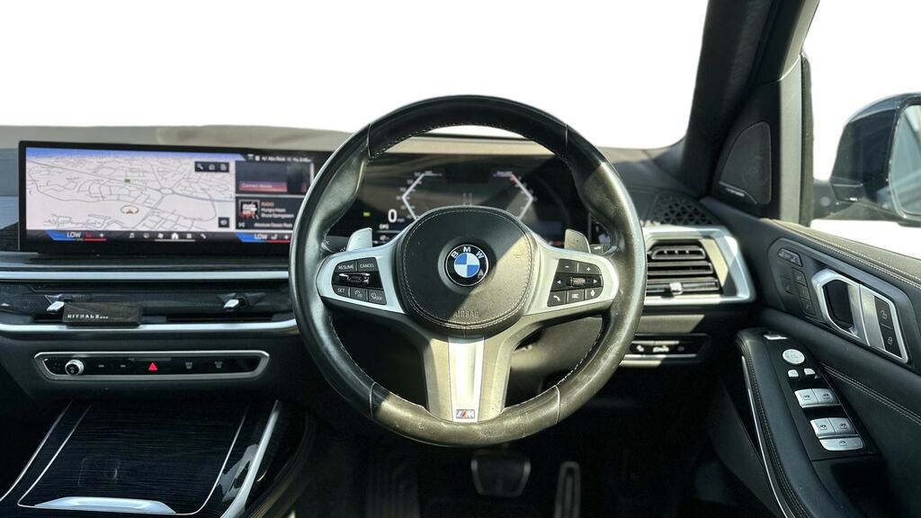 BMW X7 Xdrive40i Mht M Sport Step Black #4