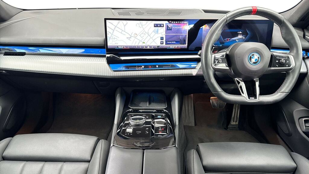 BMW i5 442Kw M60 Xdrive 84Kwh Grey #4