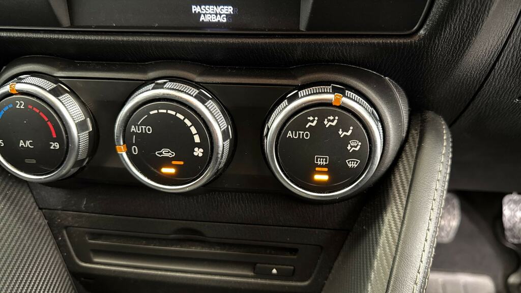 Mazda 2 1.5 Skyactiv-g Sport Nav Euro 6 Ss Grey #18