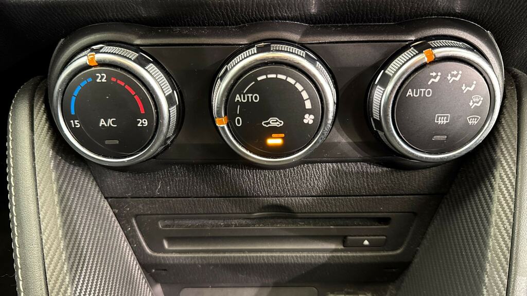 Mazda 2 1.5 Skyactiv-g Sport Nav Euro 6 Ss Grey #15