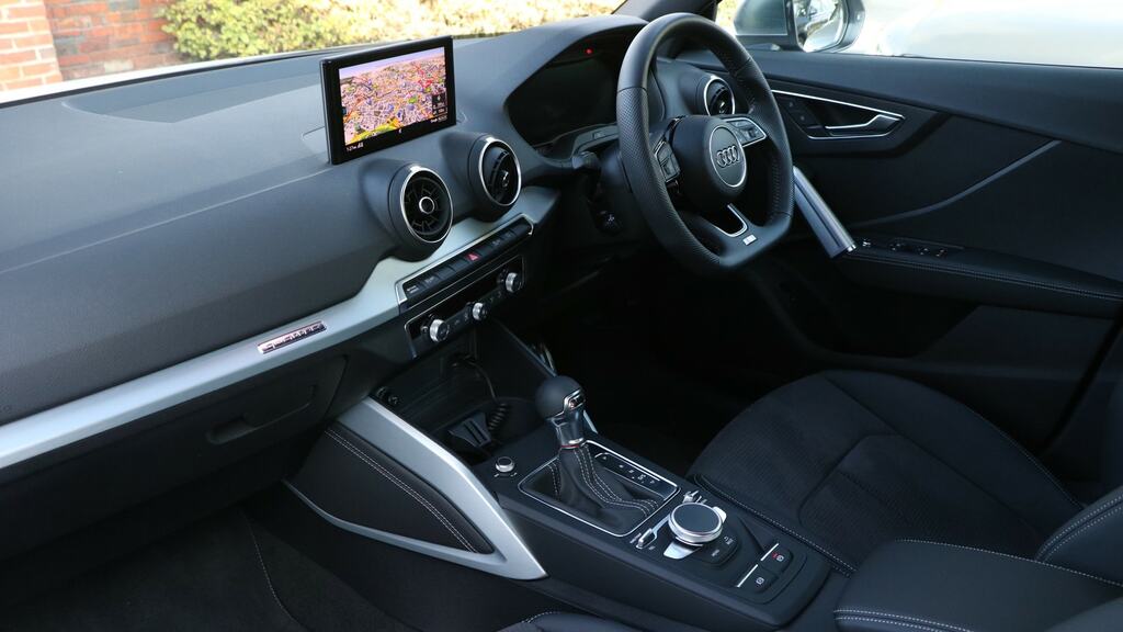 Audi Q2 Sq2 Quattro S Tronic White #2