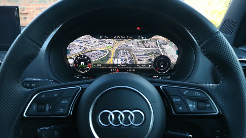 Audi Q2 1.0 Tfsi Sport Black #11
