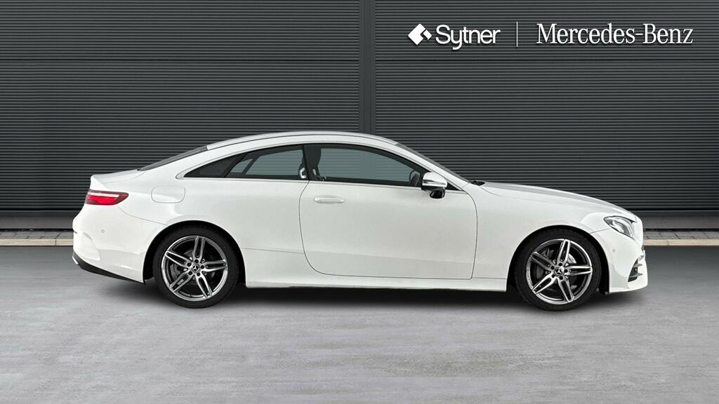 Mercedes-Benz E Class E220d Amg Line 9G-tronic WG17LCU White #4
