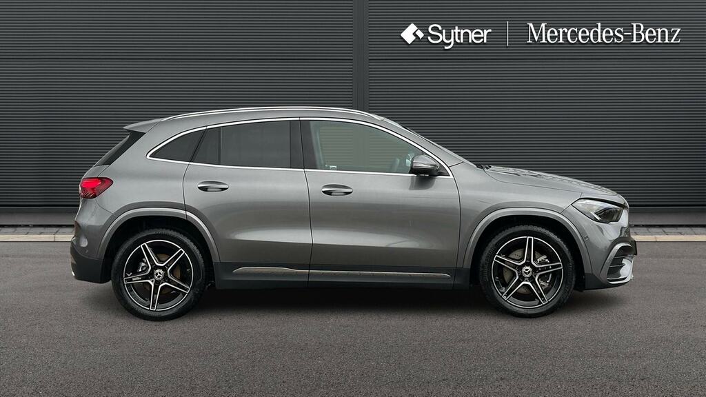 Mercedes-Benz GLA Class Gla 200 Amg Line Executive Grey #4
