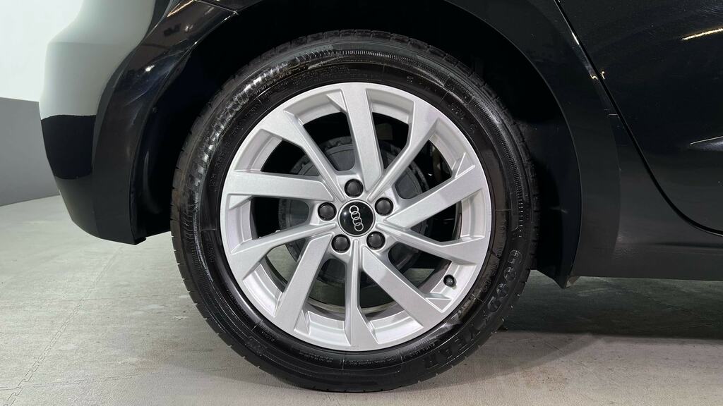 Audi A1 25 Tfsi Sport FP72GNV Black #5