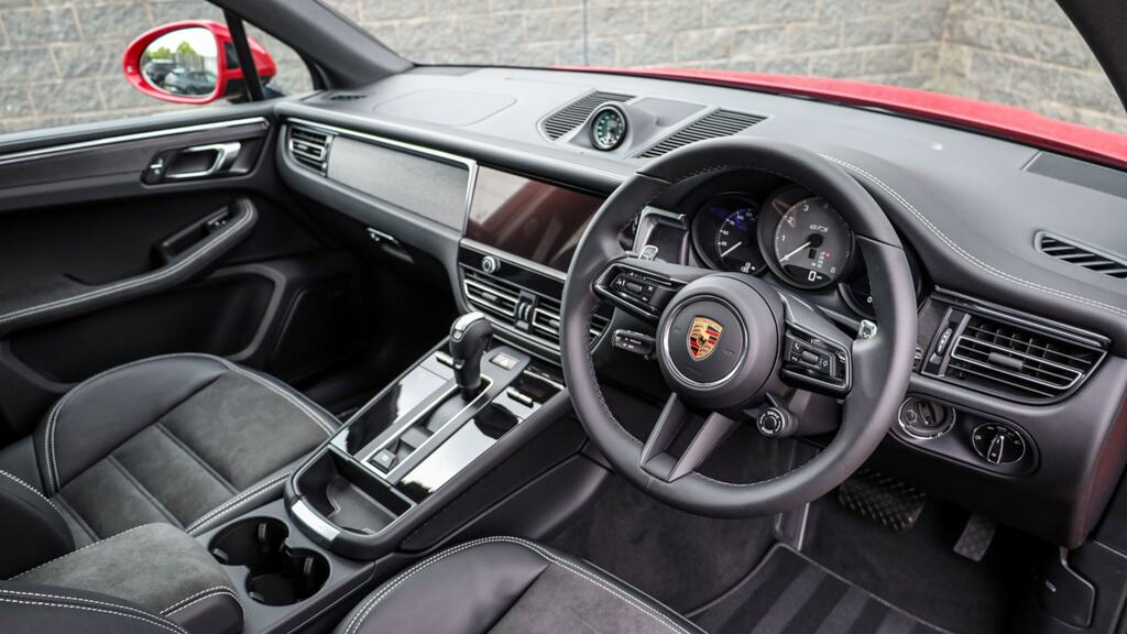 Porsche Macan Gts Pdk Red #5