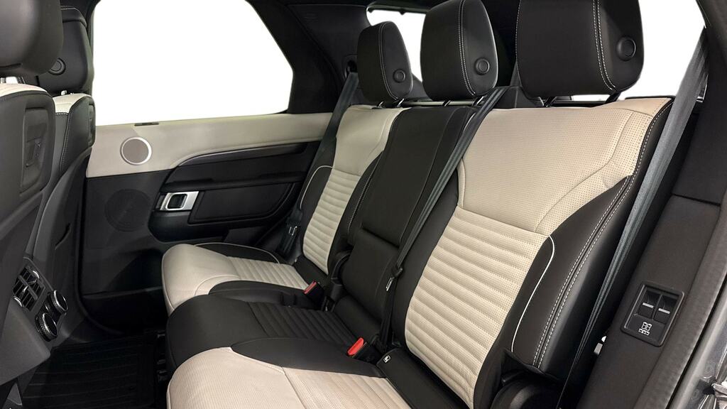 Land Rover Discovery 3.0 D300 Metropolitan Edition Grey #4