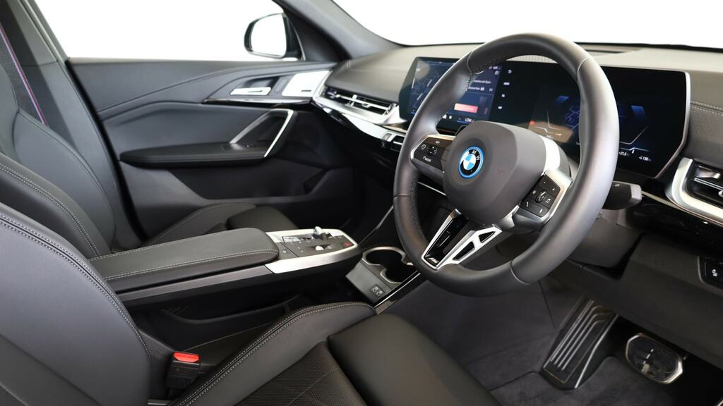 BMW iX2 230Kw Xdrive30 M Sport 65Kwh Black #6