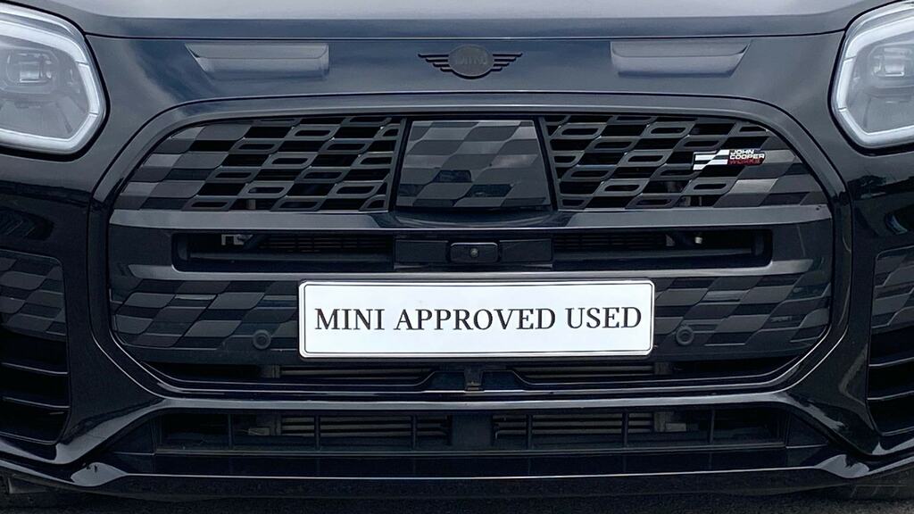 Mini Countryman 1.5 C Classic Black #26