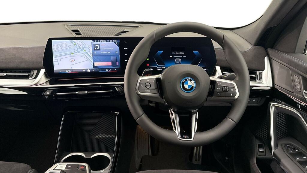 BMW iX2 150Kw Edrive20 Shadow Edition 65Kwh Blue #5