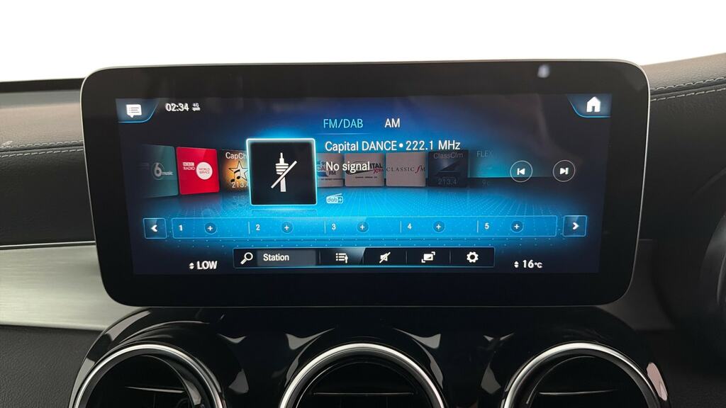 Mercedes-Benz GLC Class 2L Amg Line White #15