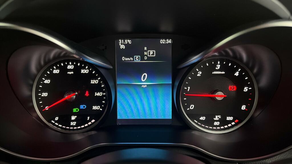 Mercedes-Benz GLC Class 2L Amg Line White #13