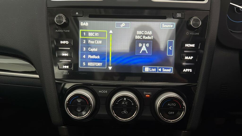 Subaru Forester 2.0 Xe Premium Lineartronic Blue #15