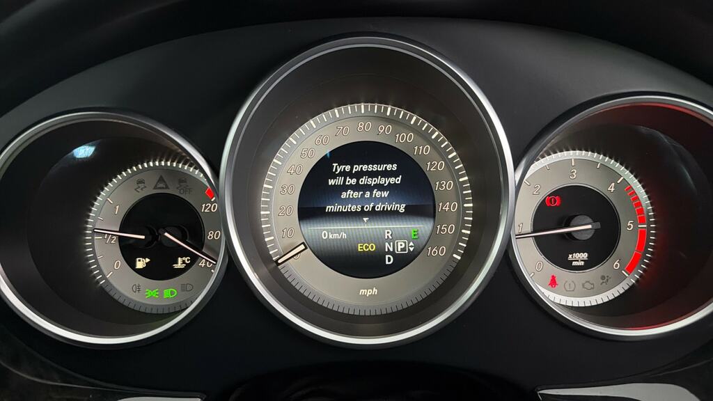 Mercedes-Benz CLS  White #13