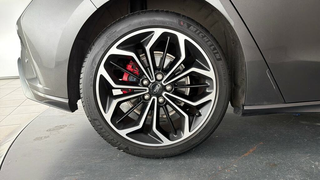 Ford Focus 1L St-line Edition Ecoboost Mhev T #24