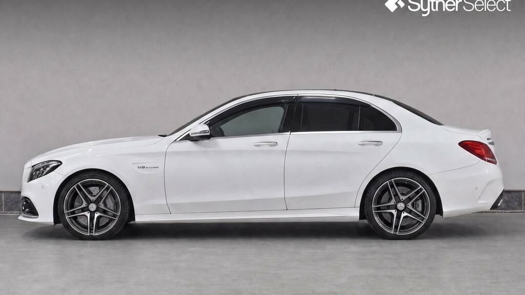 Mercedes-Benz C Class C63 Premium White #6
