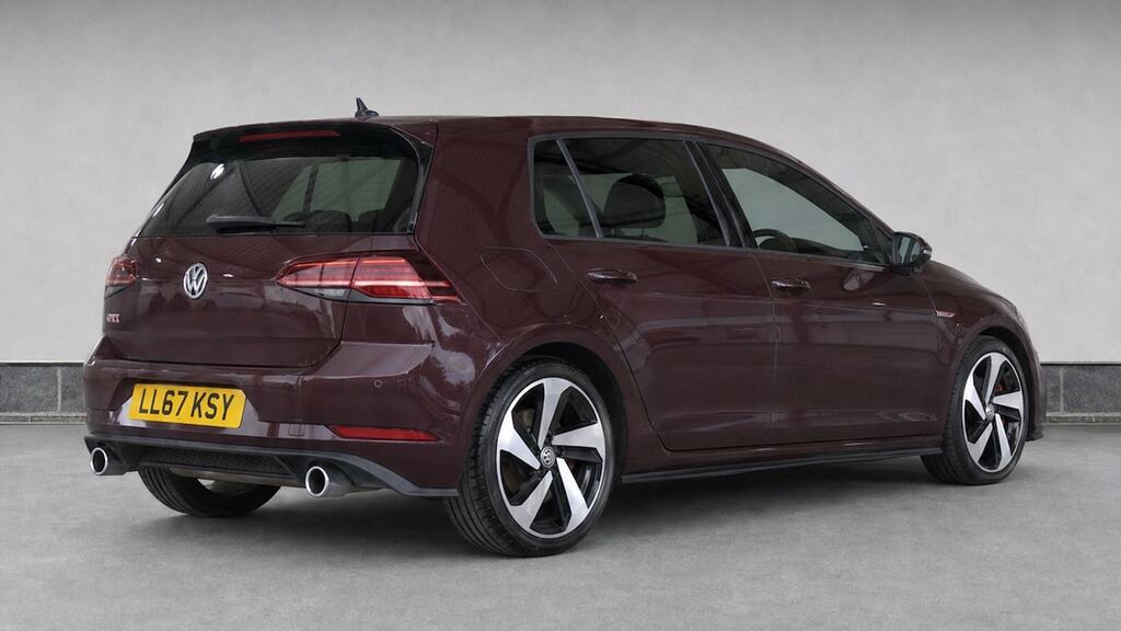 Volkswagen Golf 2.0 Tdi R-line Black #4