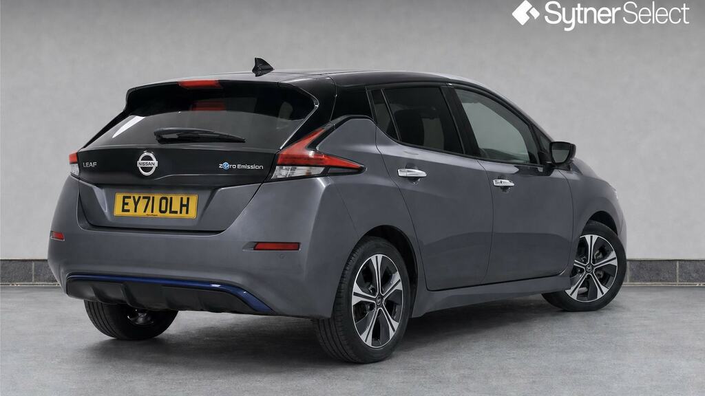 Nissan Leaf 110Kw Tekna 40Kwh Grey #4